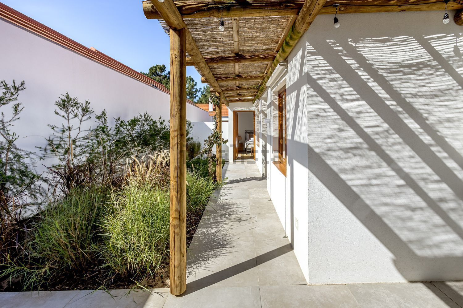 小楼房或独栋别墅出售在Rua das Cegonhas - 外立面