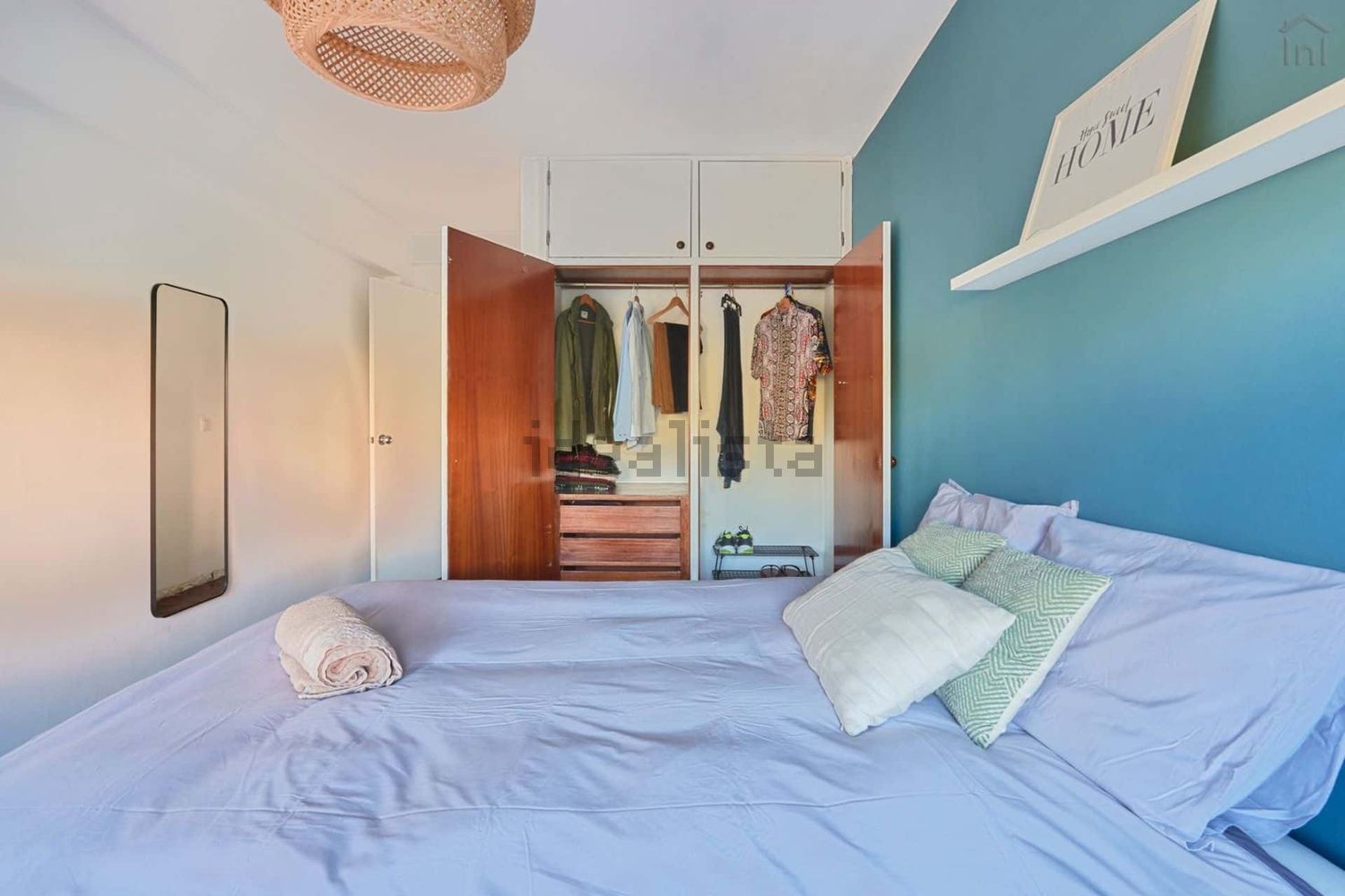 出租房间在Rua Professor Barbosa Sueiro, 18 - 卧室