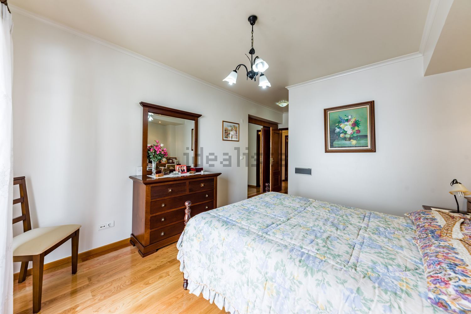 公寓 t4出售在Rua Maria Amália Vaz de Carvalho - 卧室