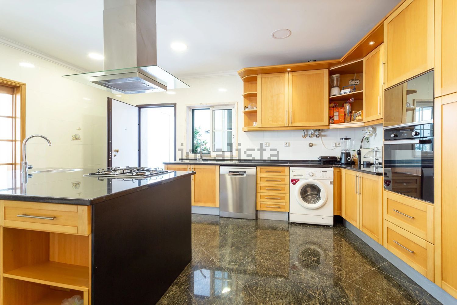 小楼房或独栋别墅出售在Rua do Alecrim - 厨房