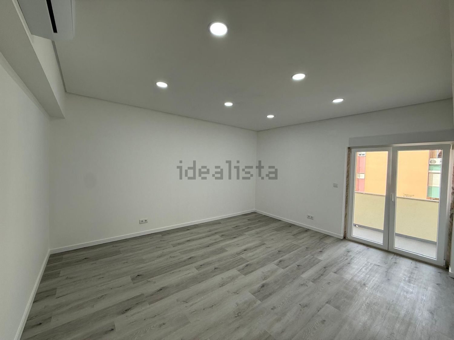 出租公寓 t3在Rua Fernando Pessoa, 19 - 客厅