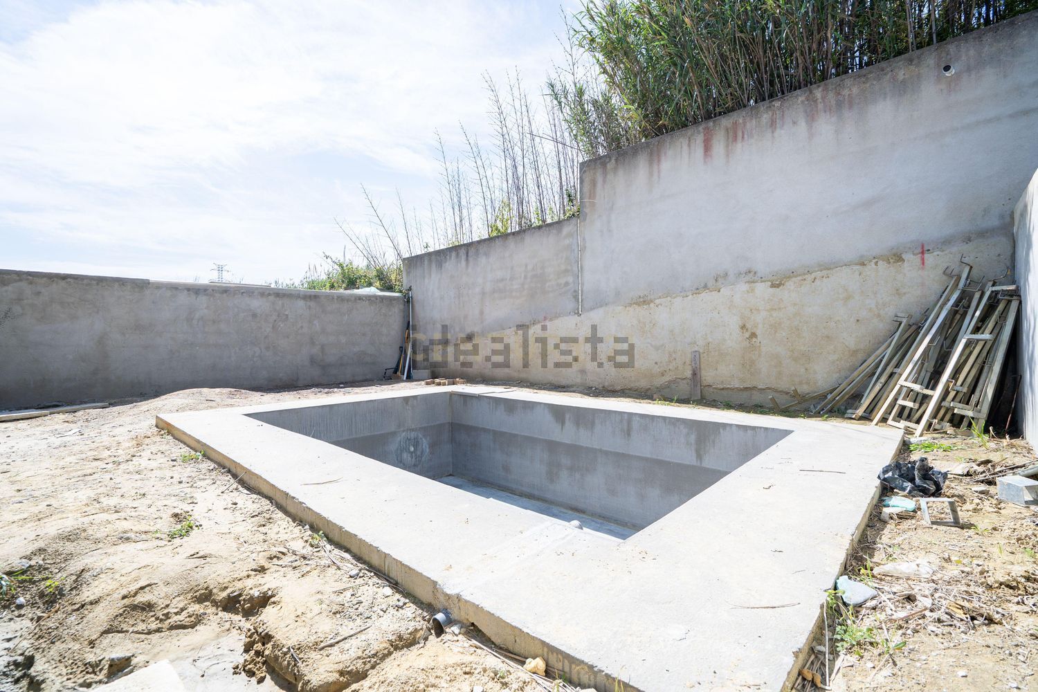 小楼房或独栋别墅出售在Rua Capitão Salgueiro Maia - 阳台