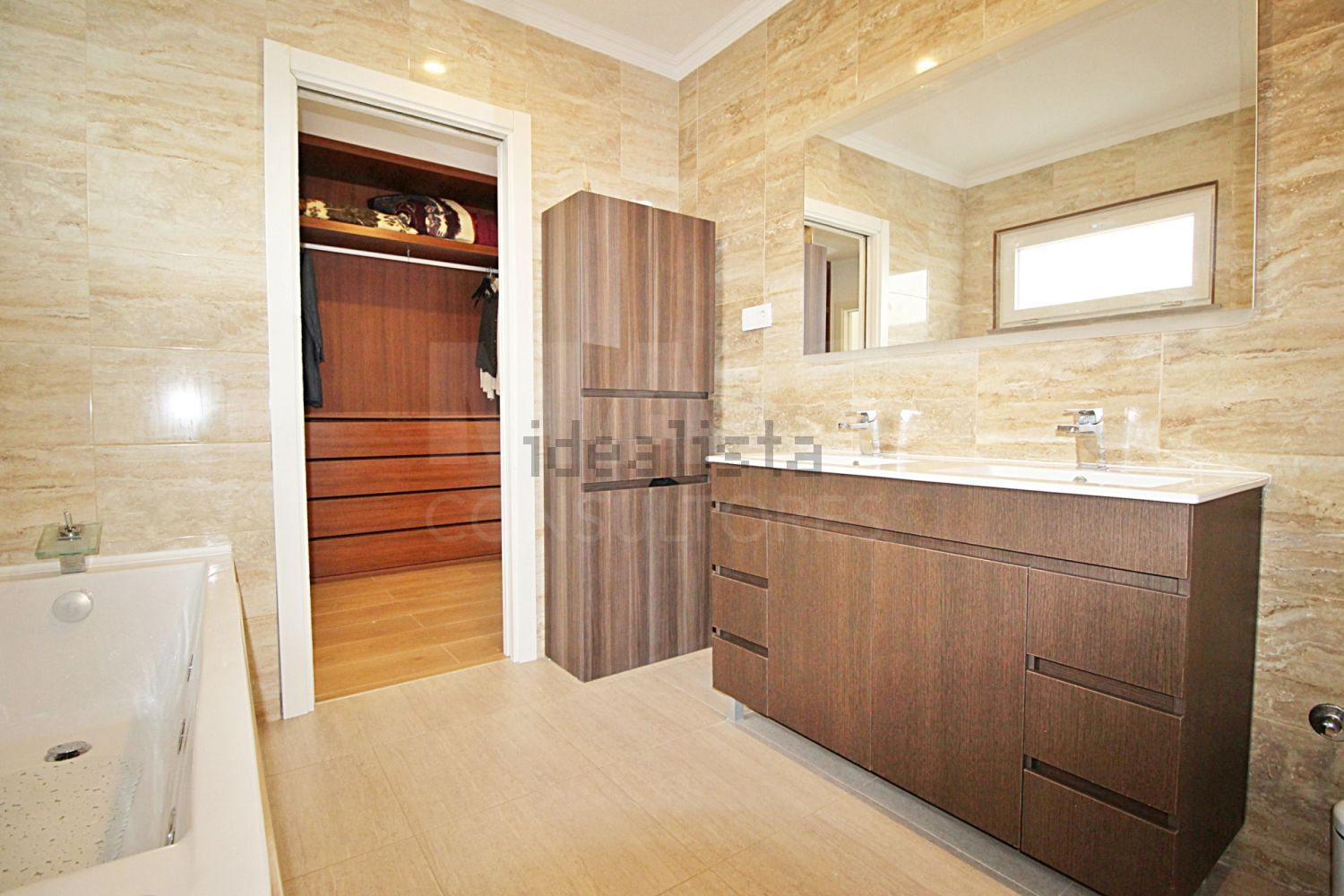 小楼房或别墅出售在Santo Antão e São Julião do Tojal - 厨房