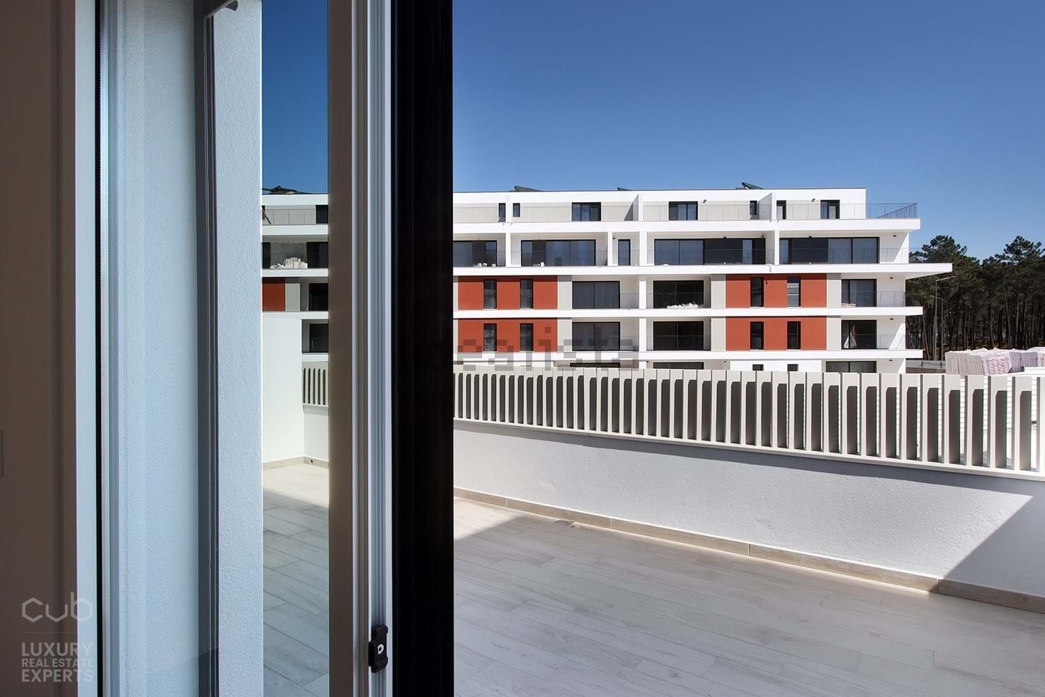 出租公寓 t2在Avenida José Cardoso Pires, 8 - 照片