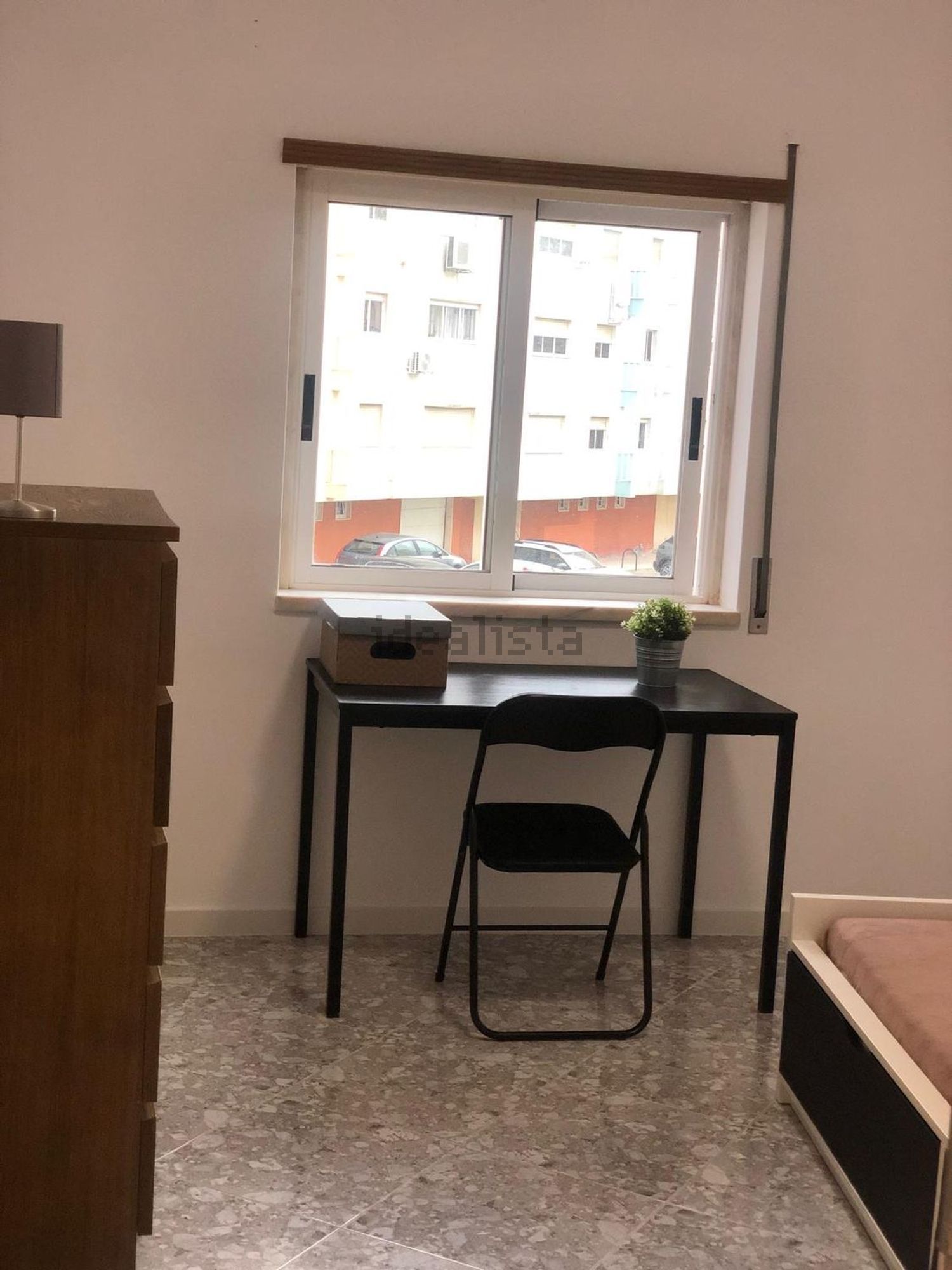 出租房间在Praceta António Andrade, 19 - 卧室