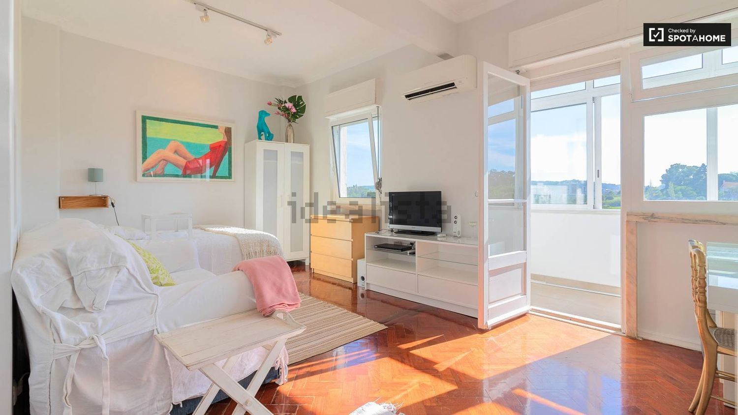 出租房间在Estrada da Luz, 100 - 室友