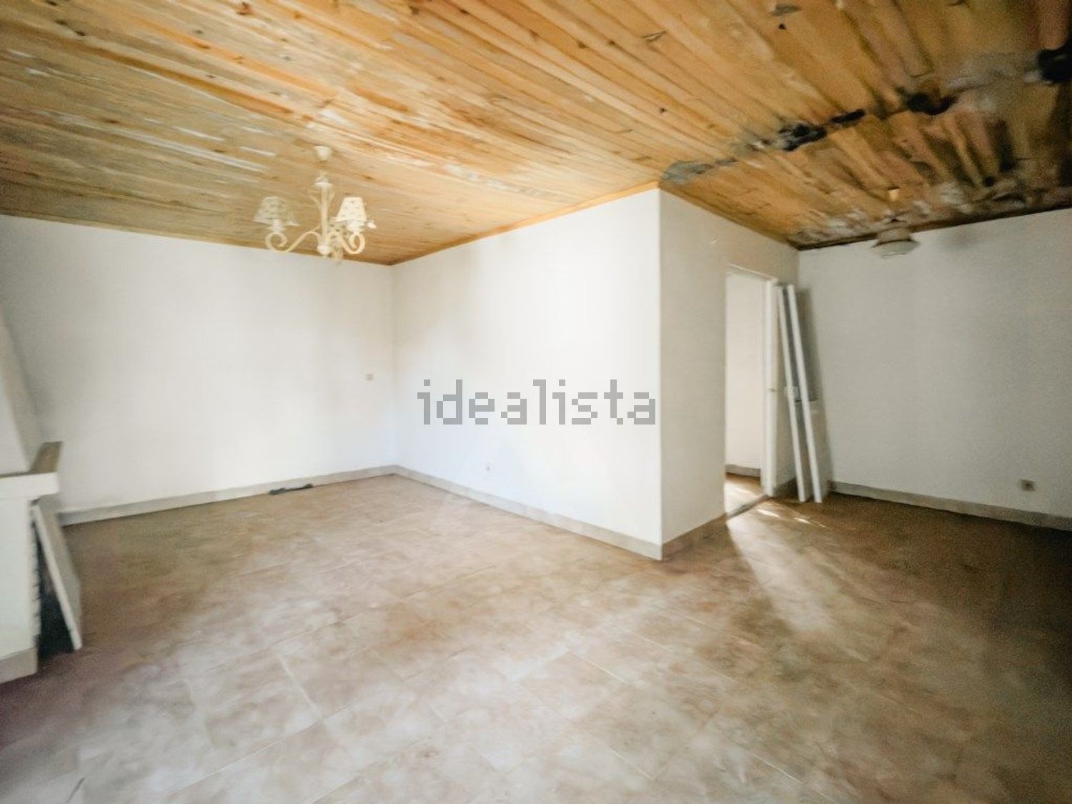 小楼房或独栋别墅出售在Rua do Cabeço do Barro - 居住