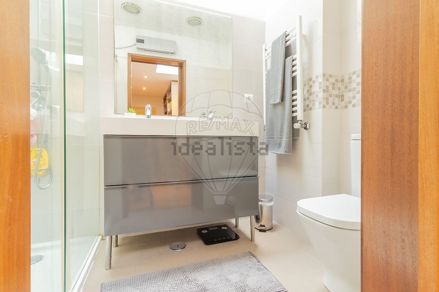 小楼房或独栋别墅出售在Rua António Rodrigues Pimenta - 卫生间