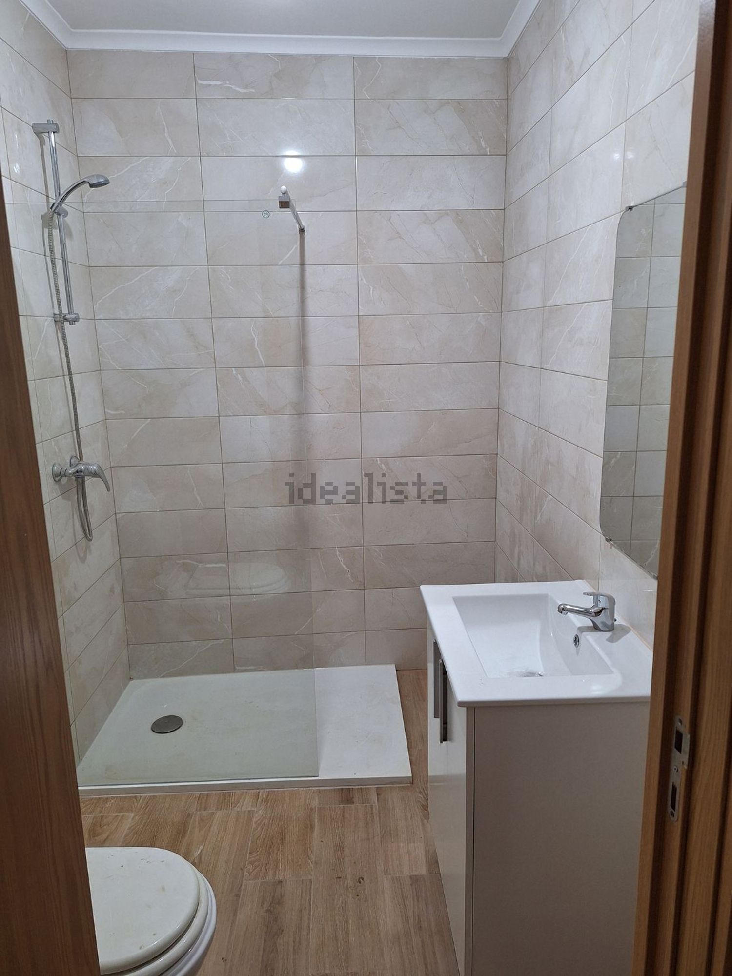 出租小楼房或独栋别墅在Estrada Principal, 53 - 卫生间