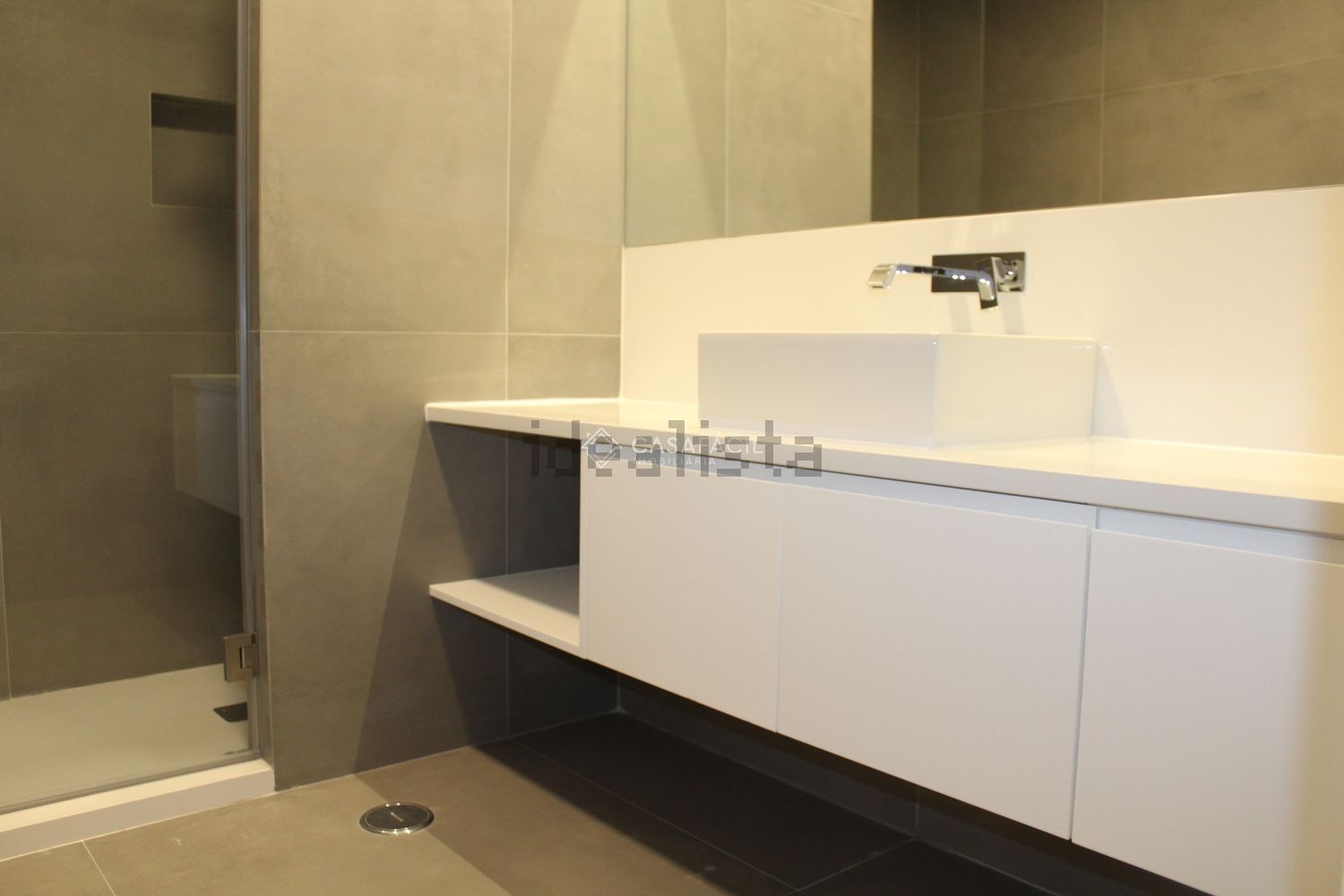 出租公寓 t1在Rua Padre Francisco António Ferreira, 58 - 卫生间