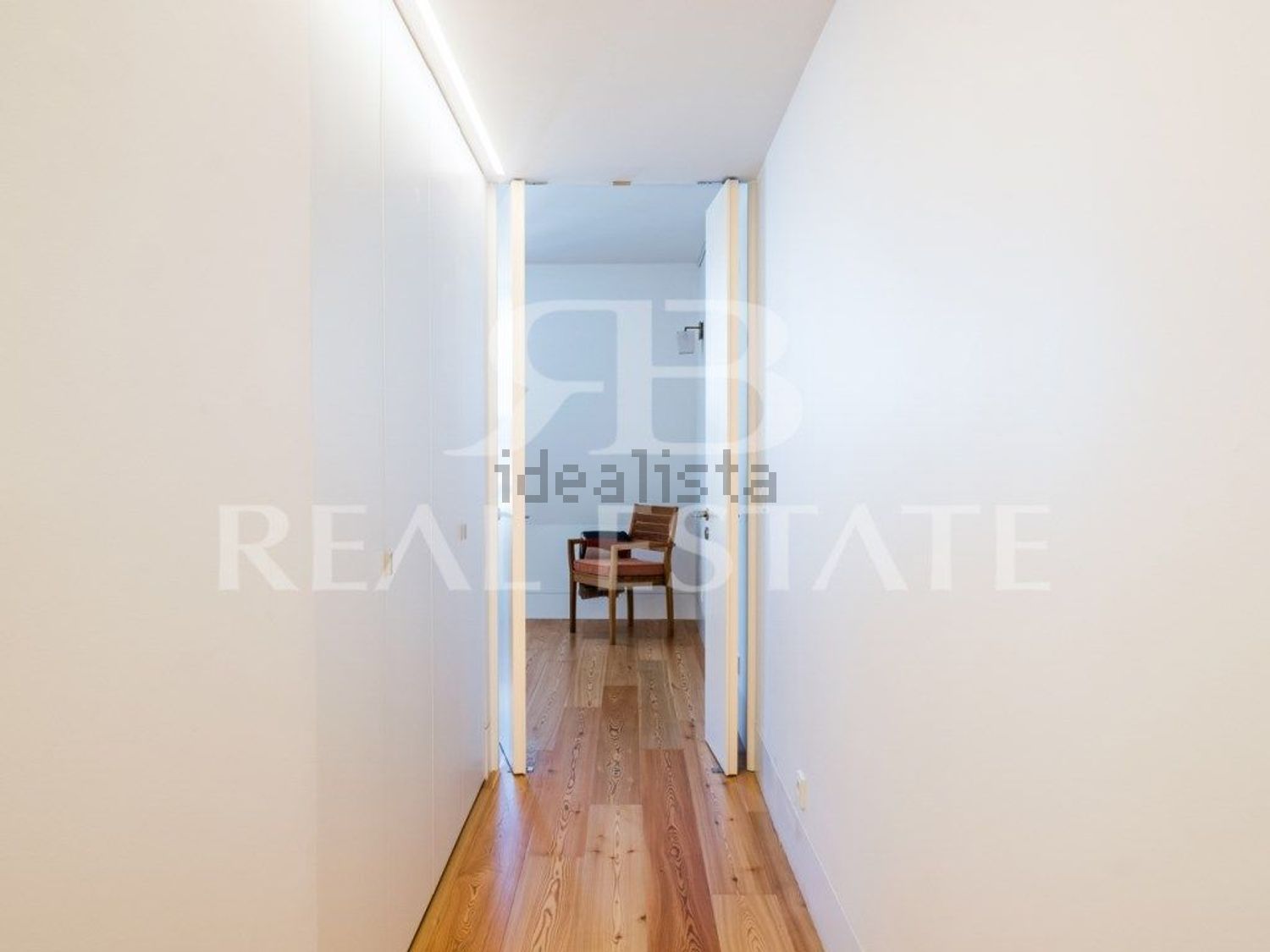 公寓 t3出售在Rua António Maria Cardoso, 11 - 过道