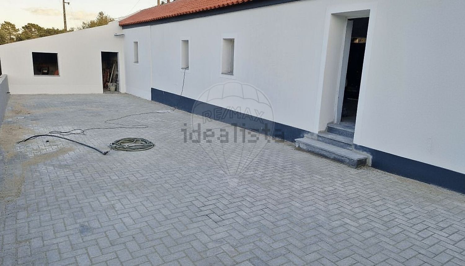 小楼房或独栋别墅出售N116 - 外立面