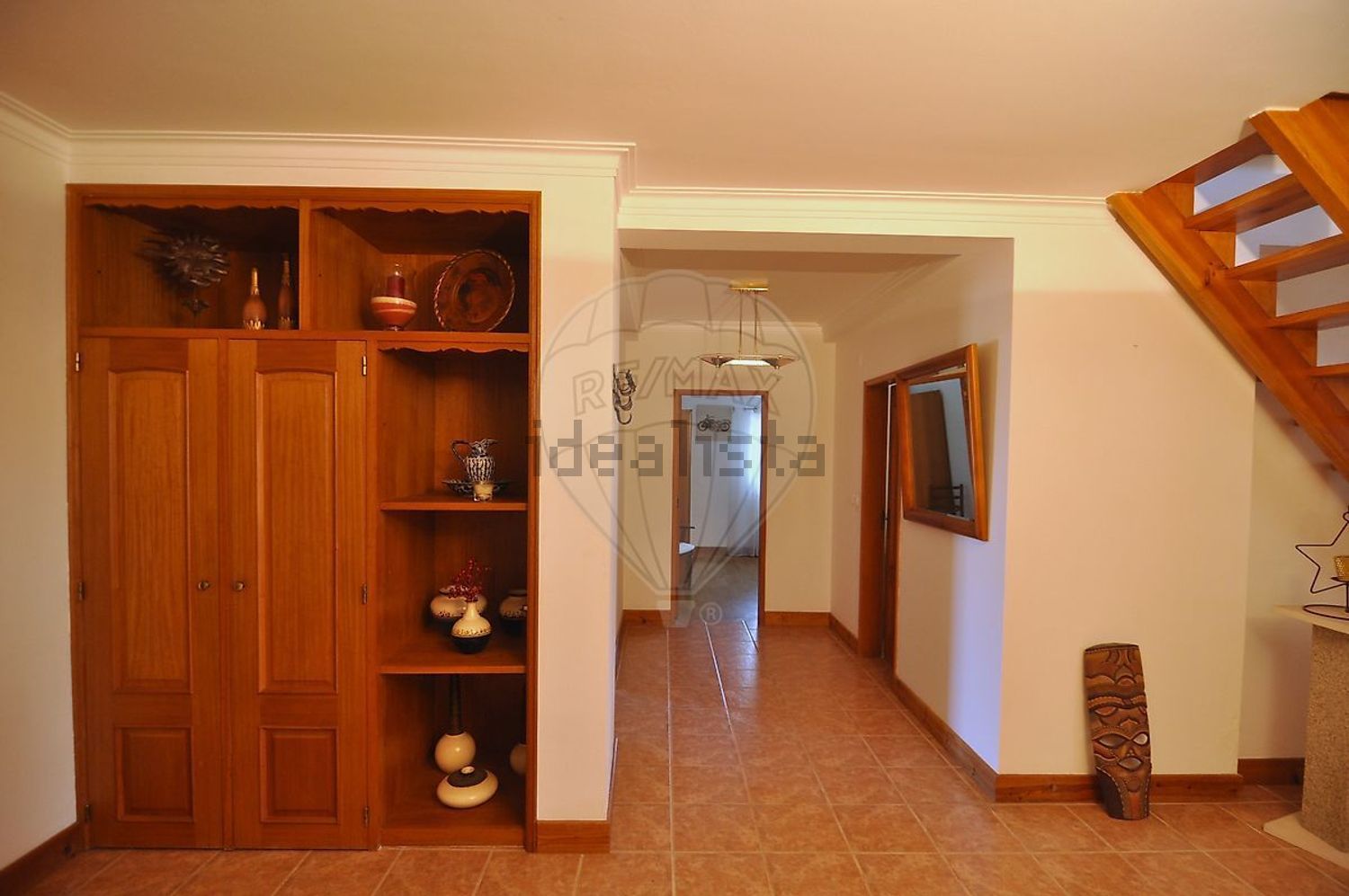 小楼房或独栋别墅出售在São Quintino - 照片