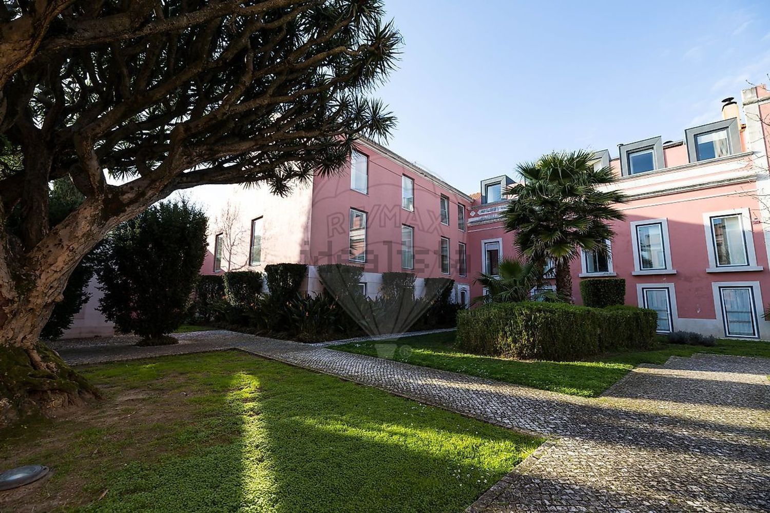 公寓 t2出售在Rua Fonte - 外立面