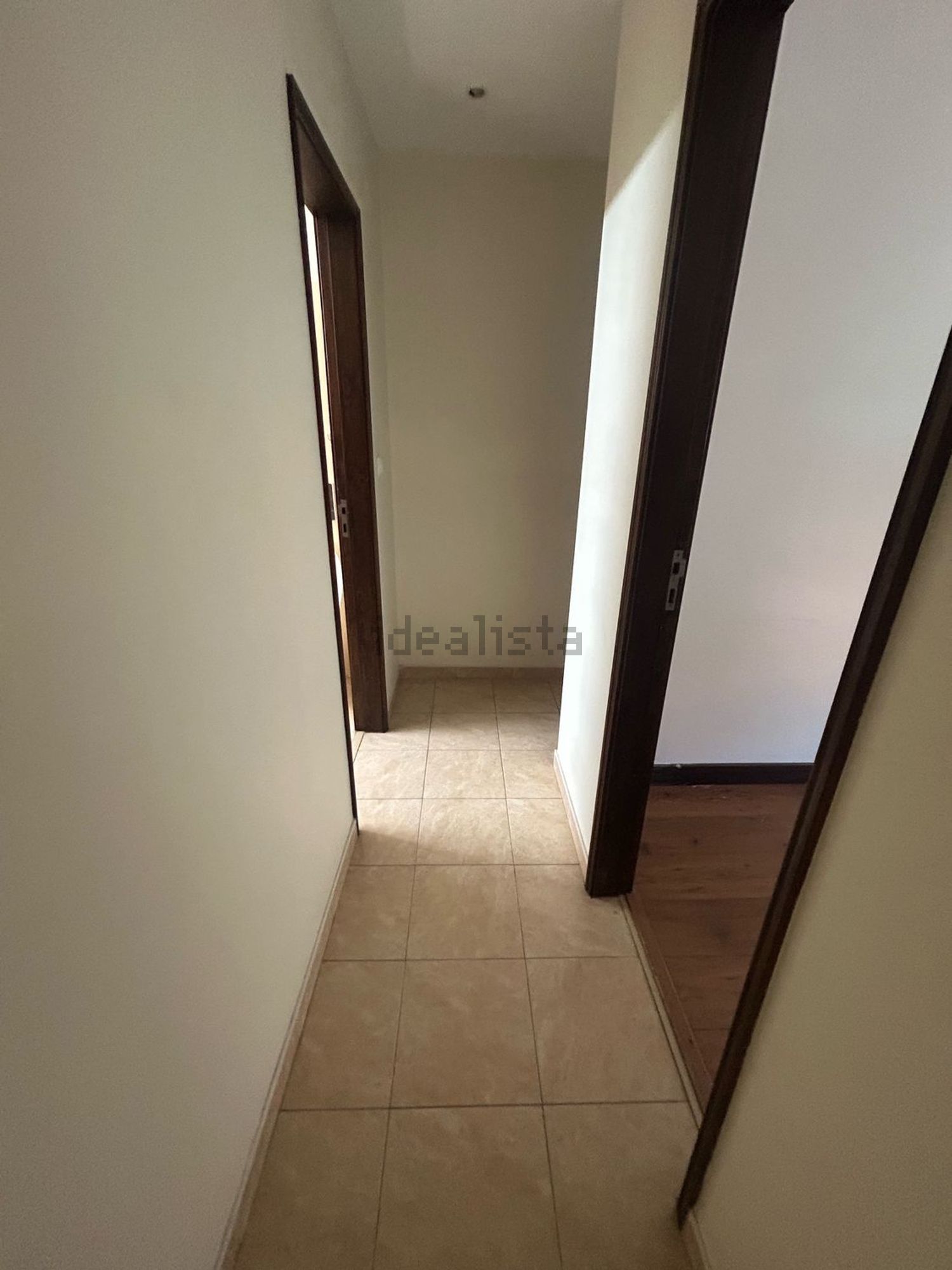 出租复式公寓在Rua da Bela Vista à Graça, 34 - 过道