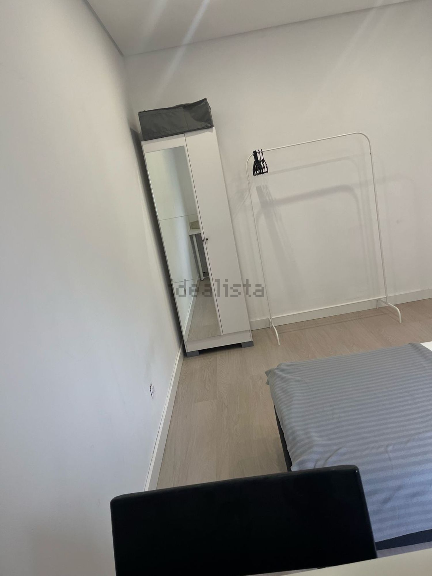 出租房间在Rua Simão da Veiga, 8 - 卧室