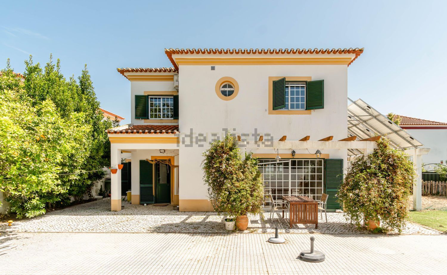 小楼房或独栋别墅出售在Rua das Bolotas s/n - 外立面