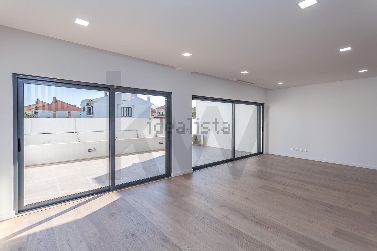 双拼别墅出售在Rua Marechal Craveiro Lopes s/n - 居住