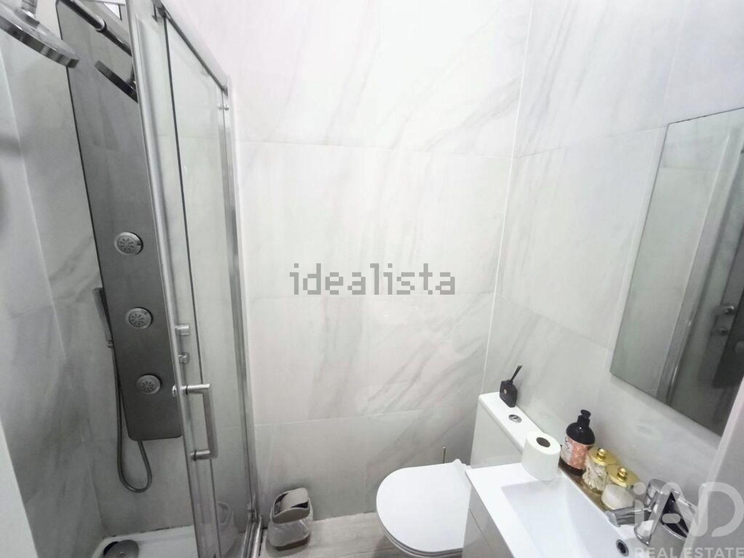 公寓 t2出售在Moscavide e Portela - 卫生间