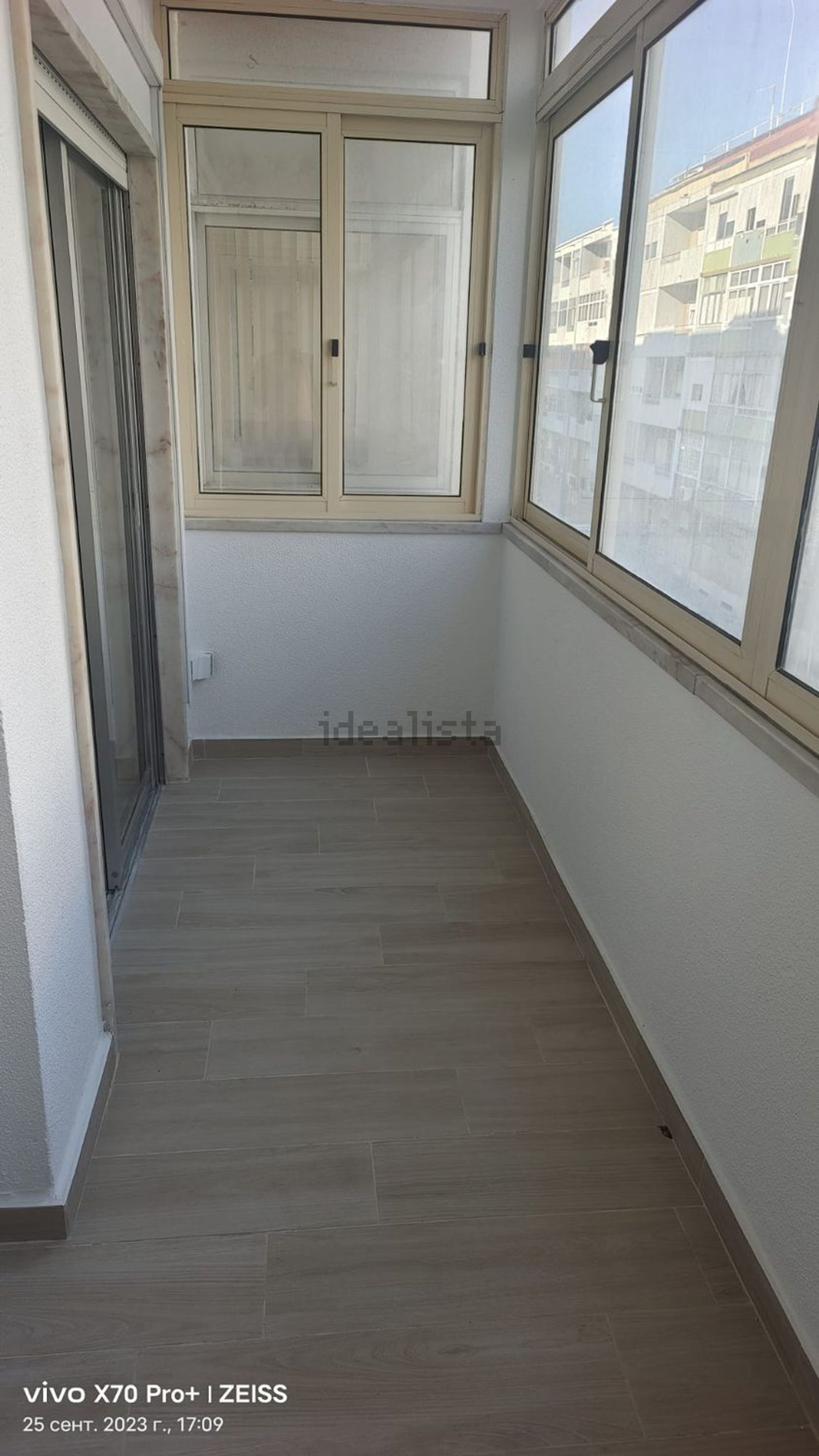 出租公寓 t1在Rua Francisco Vieira de Almeida s/n - 露台