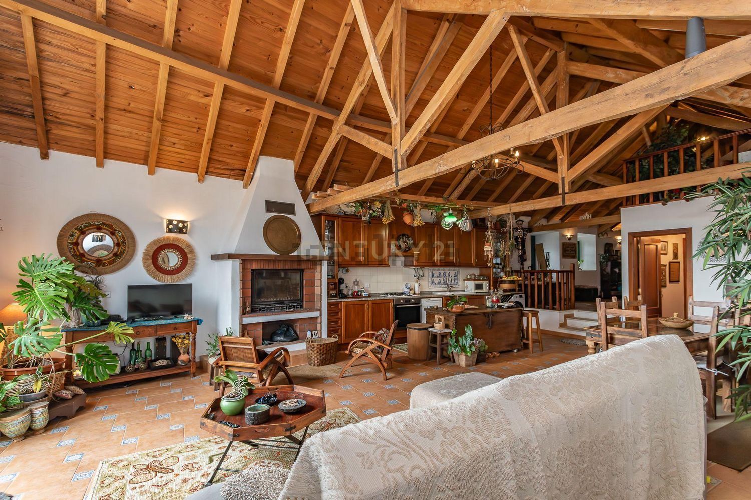 小楼房或独栋别墅出售在Rua Nossa Senhora dos Remédios, 32 - 客厅