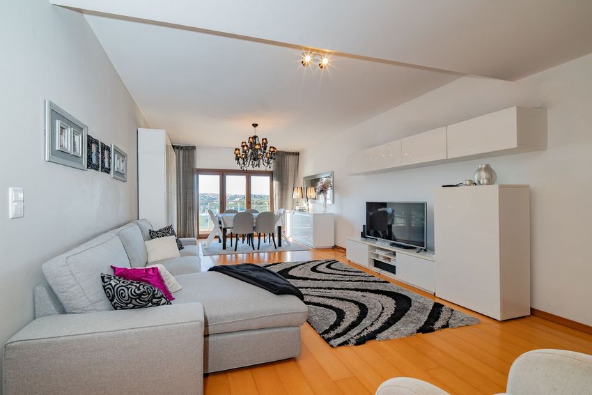 公寓 t3出售在Rua Manuel Teixeira Gomes, 14