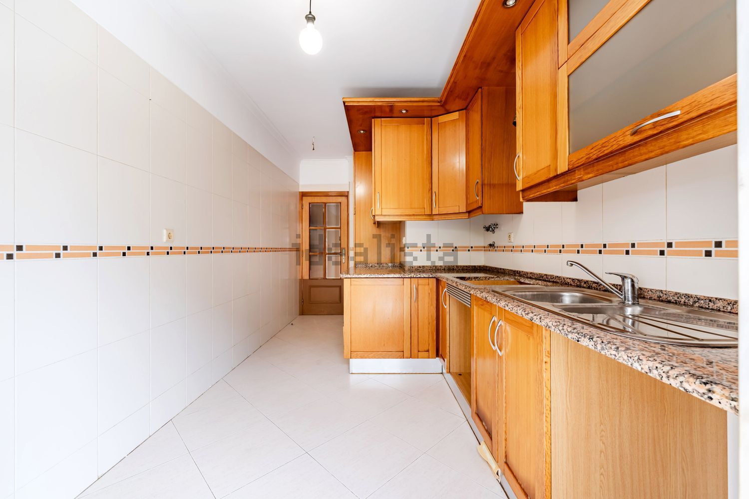 公寓 t3出售在Falagueira-Venda Nova - 厨房