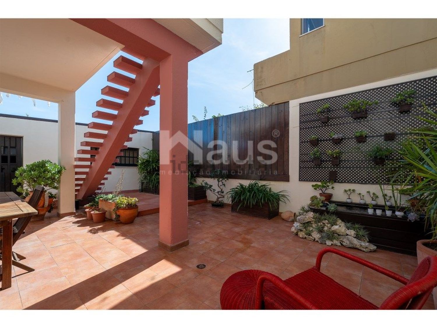 联排别墅出售在Avenida João Xxiii - 花园