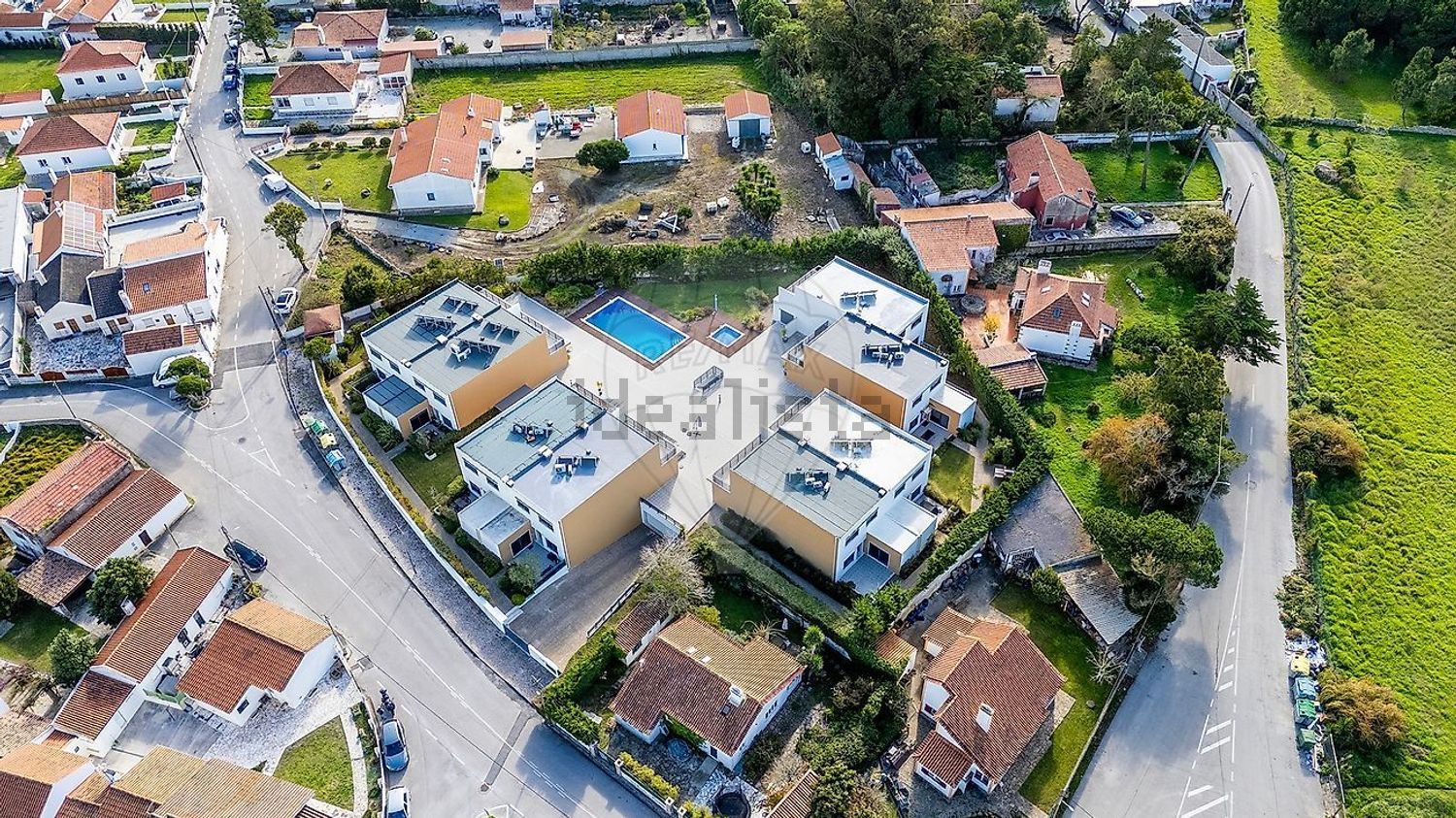 小楼房或独栋别墅出售在Largo do Juncalinho - 平面图