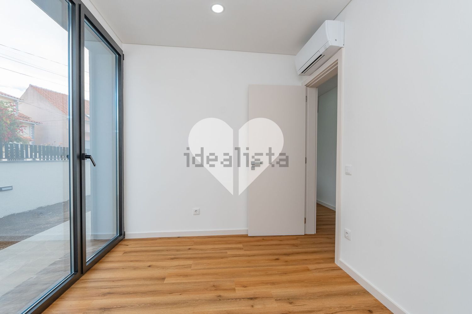 小楼房或独栋别墅出售在Santa Iria de Azoia - São João da Talha - Bobadela - 居住