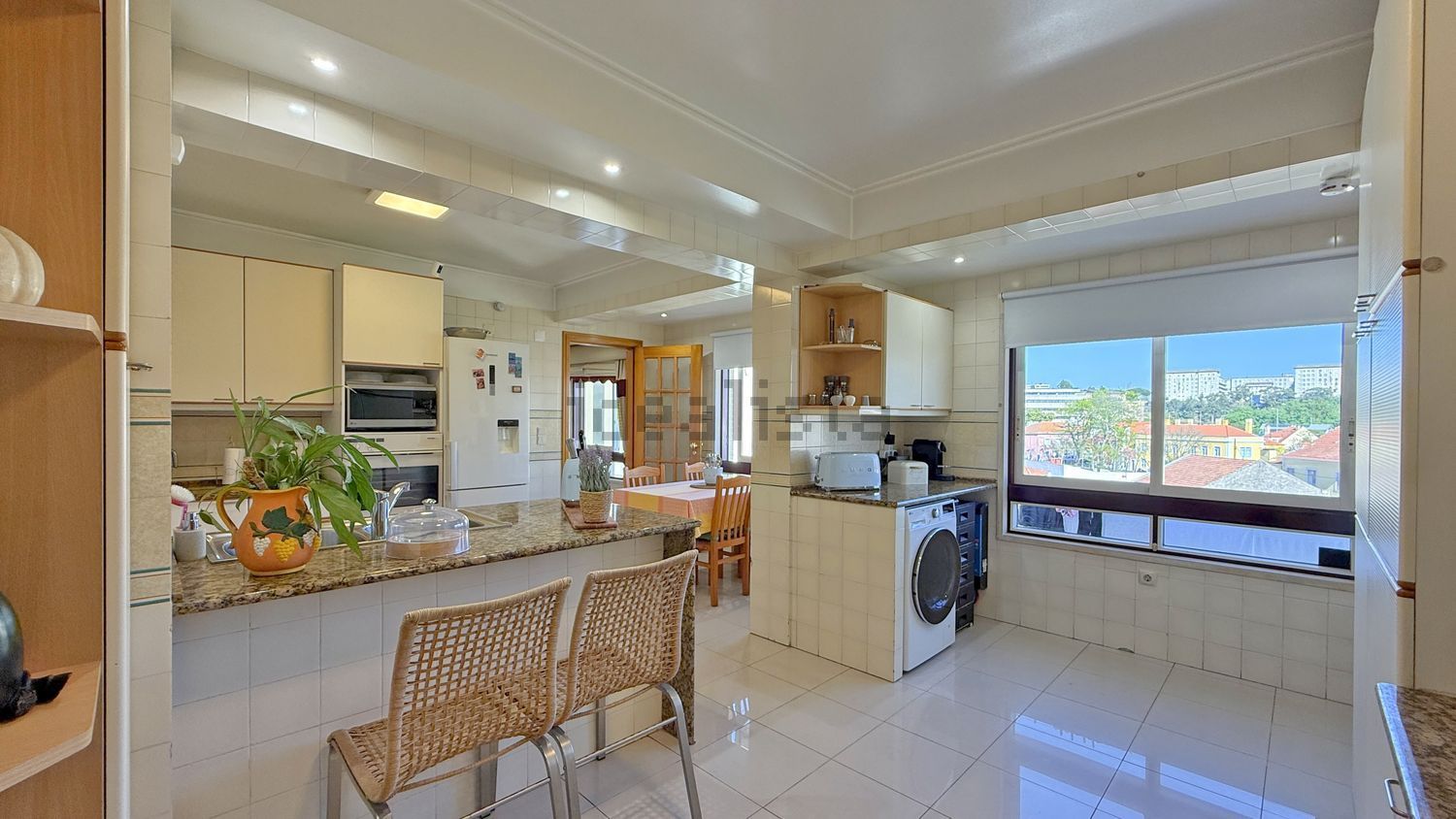 公寓 t6出售在Rua José Afonso, 10 - 厨房