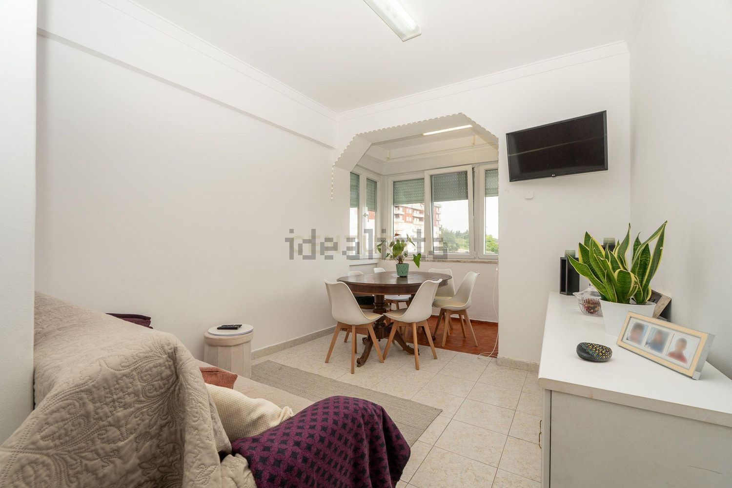 公寓 t2出售在Rua Soeiro Pereira Gomes - 客厅