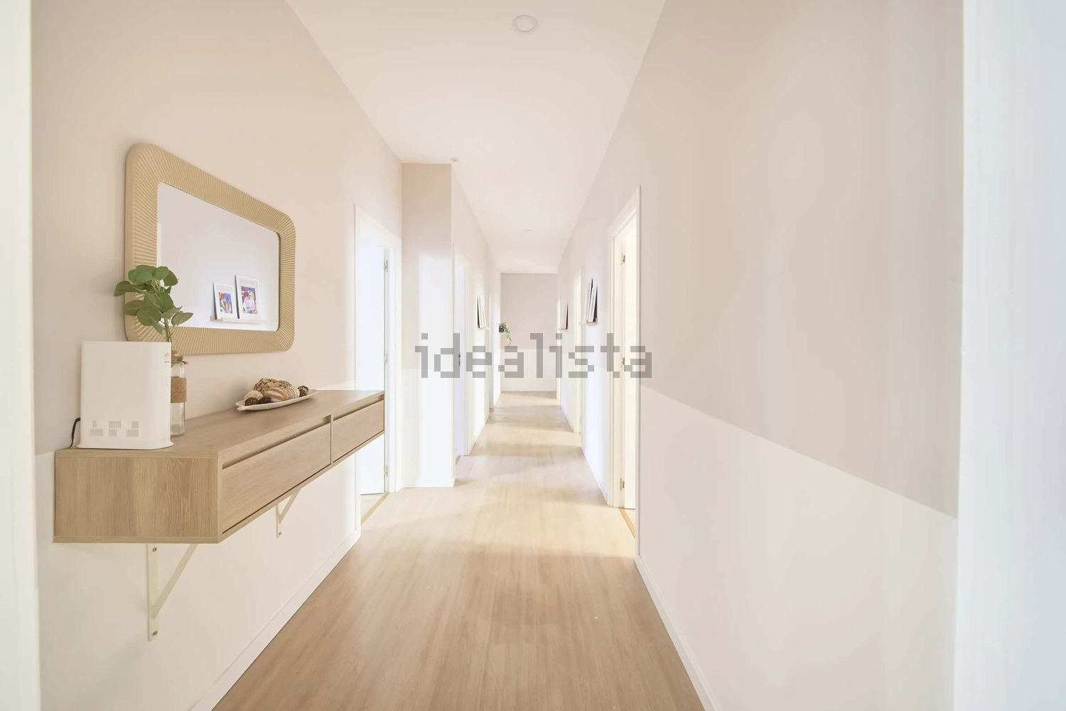 出租房间在Largo Vitorino Damásio, 2 - 过道