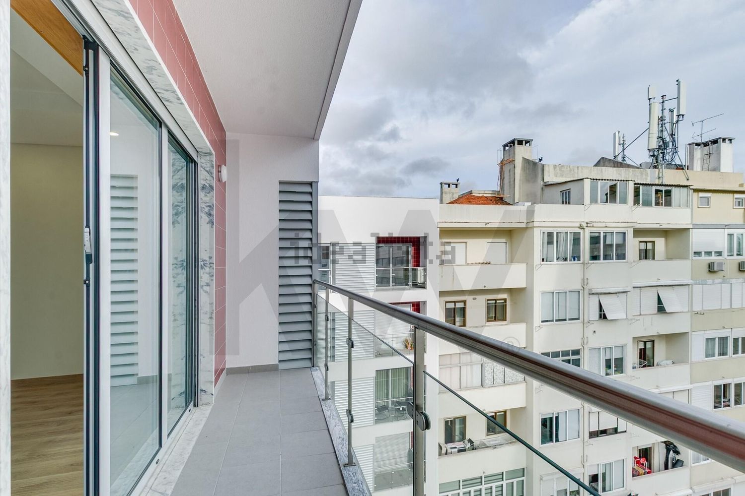 公寓 t3出售在Estrada da Luz, 81 - 阳台