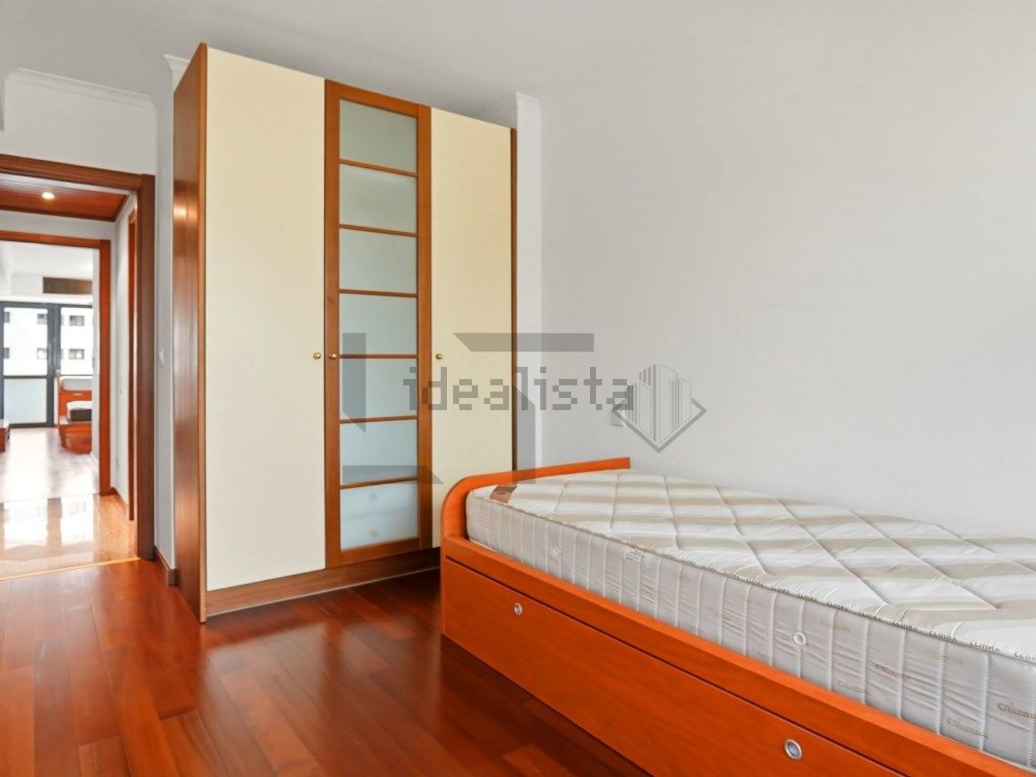 出租公寓 t2在Rua Comandante Cousteau - 卧室