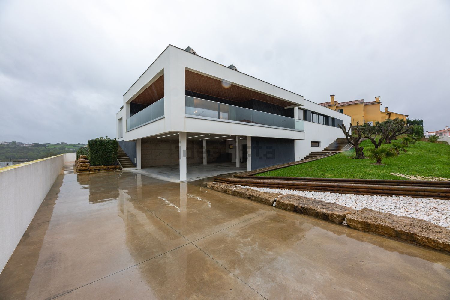 小楼房或独栋别墅出售在Rua da Mandinga s/n - 游泳池