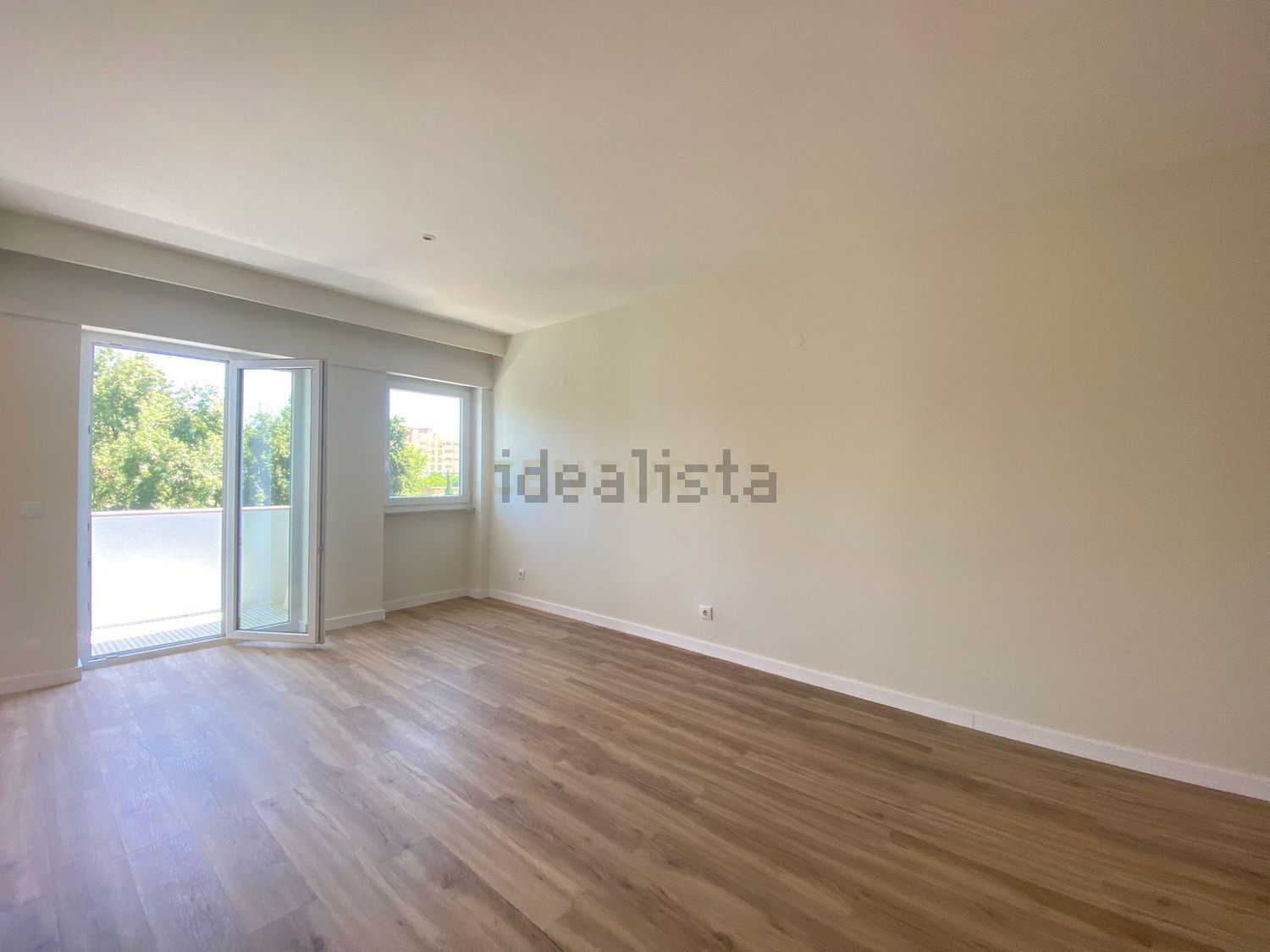 公寓 t2出售在Estrada da Luz, 238 - 居住