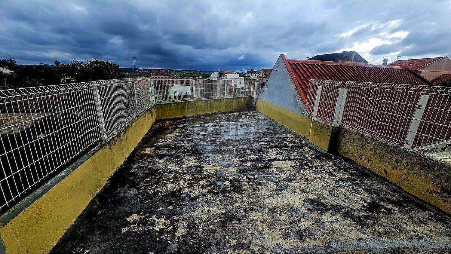 小楼房或独栋别墅出售在Ventosa - 照片