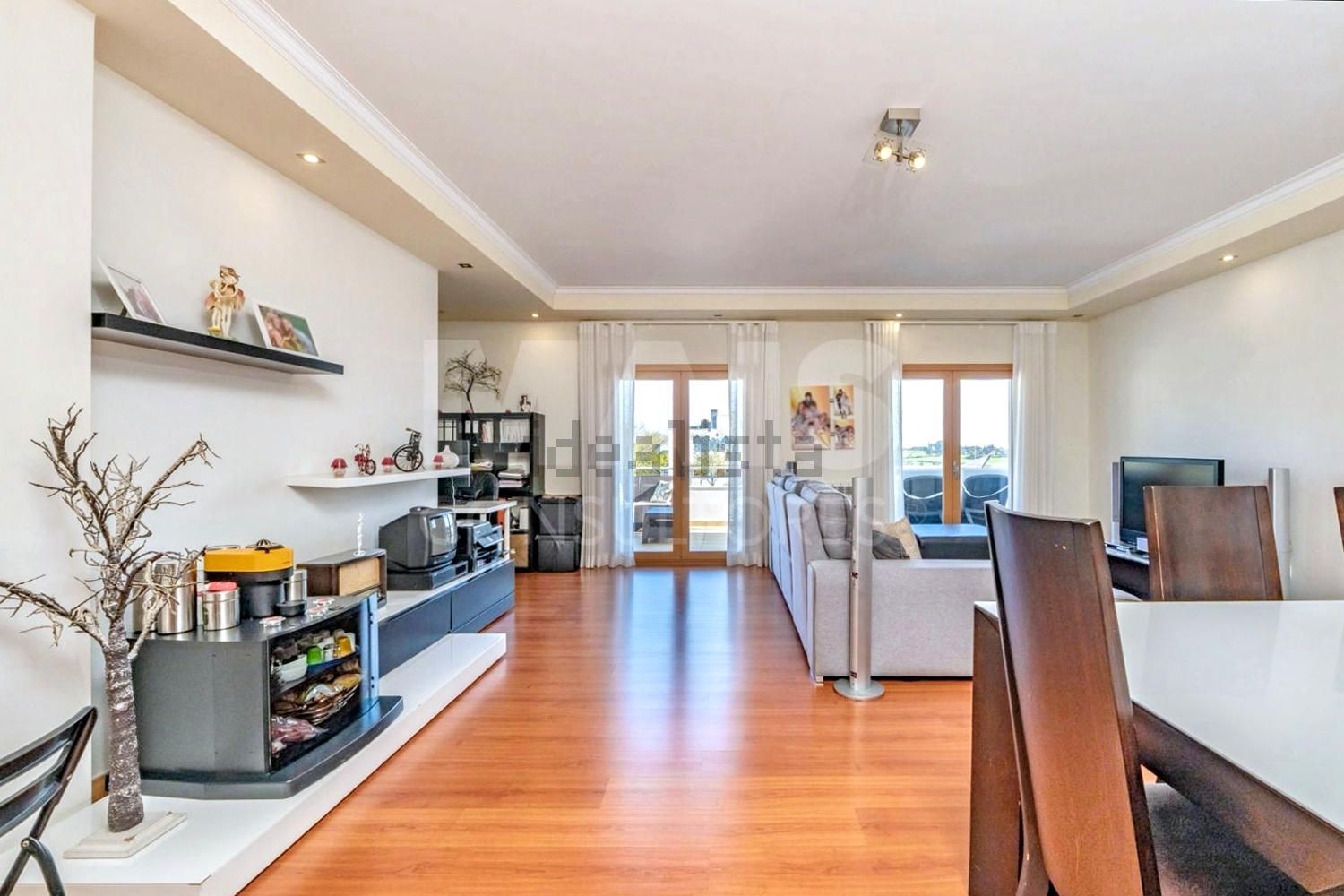 公寓 t4出售在Rua Alexandre Herculano - 客厅