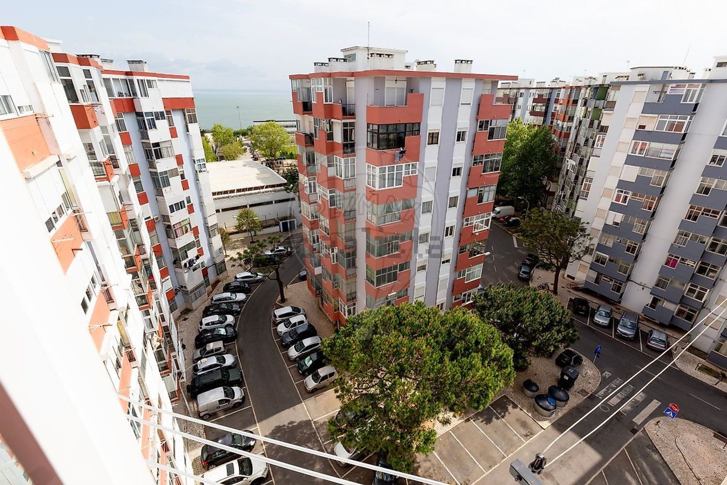 公寓 t1出售在Rua António Aleixo - 照片