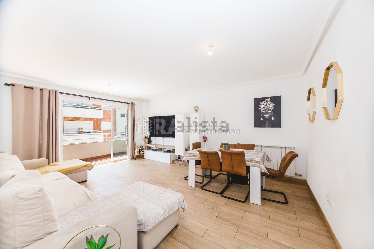 公寓 t3出售在Alhos Vedros - 客厅