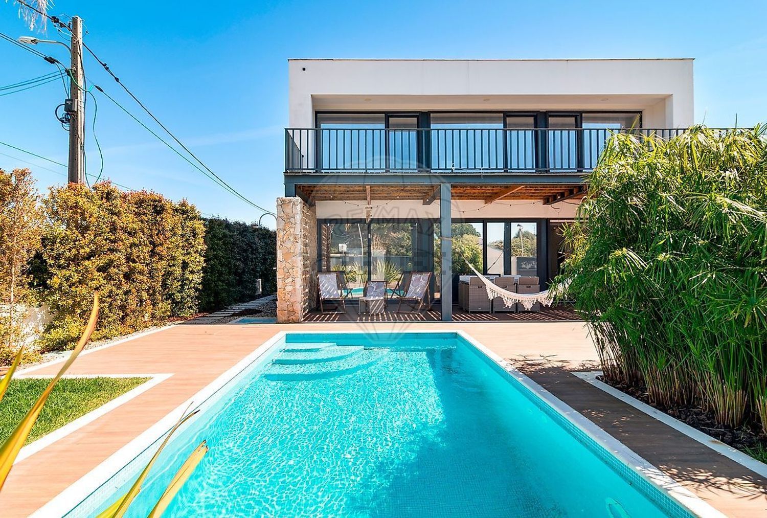 小楼房或独栋别墅出售在Rua dos Campos - 游泳池