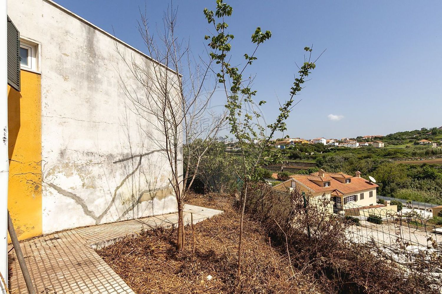 小楼房或独栋别墅出售在Estrada do Casal Sequeiro - 花园