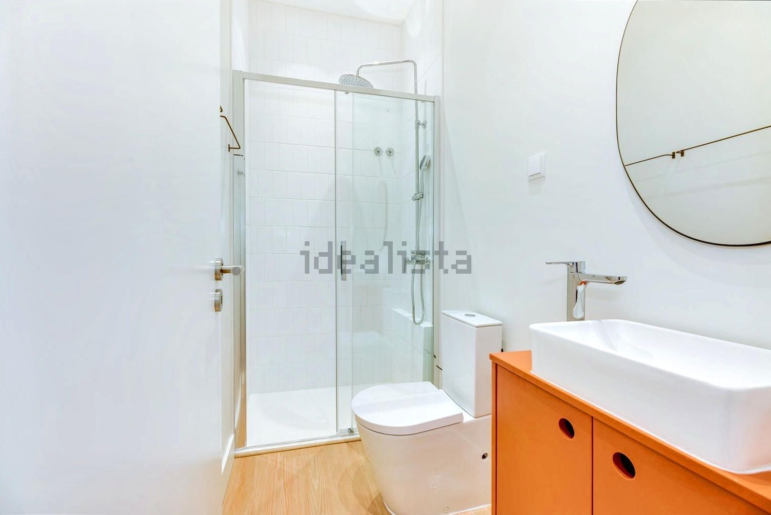 公寓 t2出售在Rua Tenente Viriato Correia de Lacerda, 18 - 卫生间