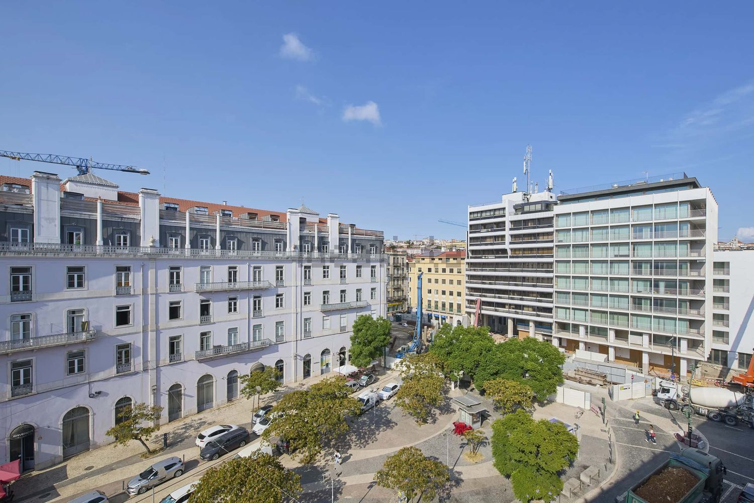 出租房间在Largo Vitorino Damásio, 2 - 视线