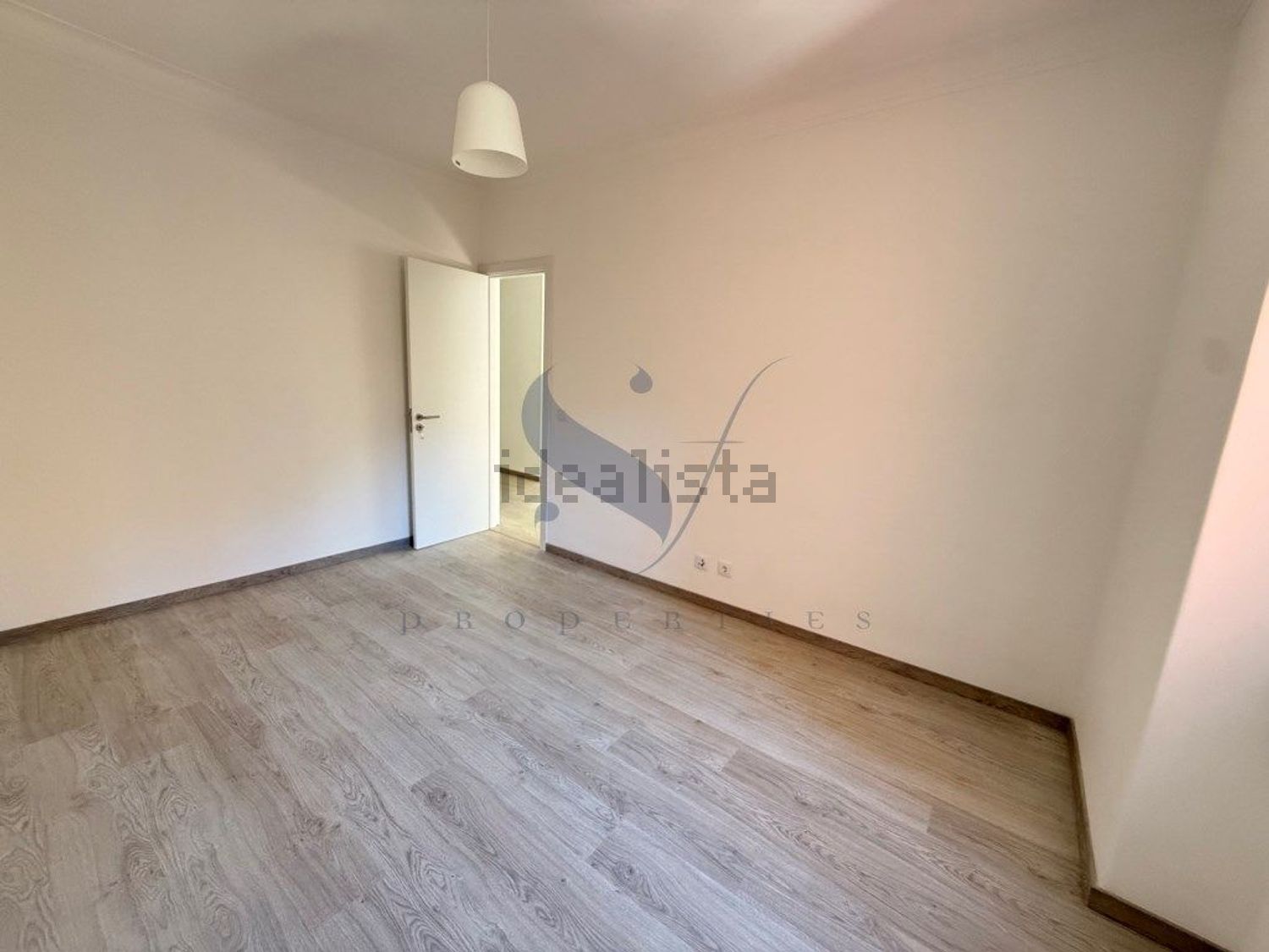 公寓 t2出售在Rua Narciso Leal - 居住