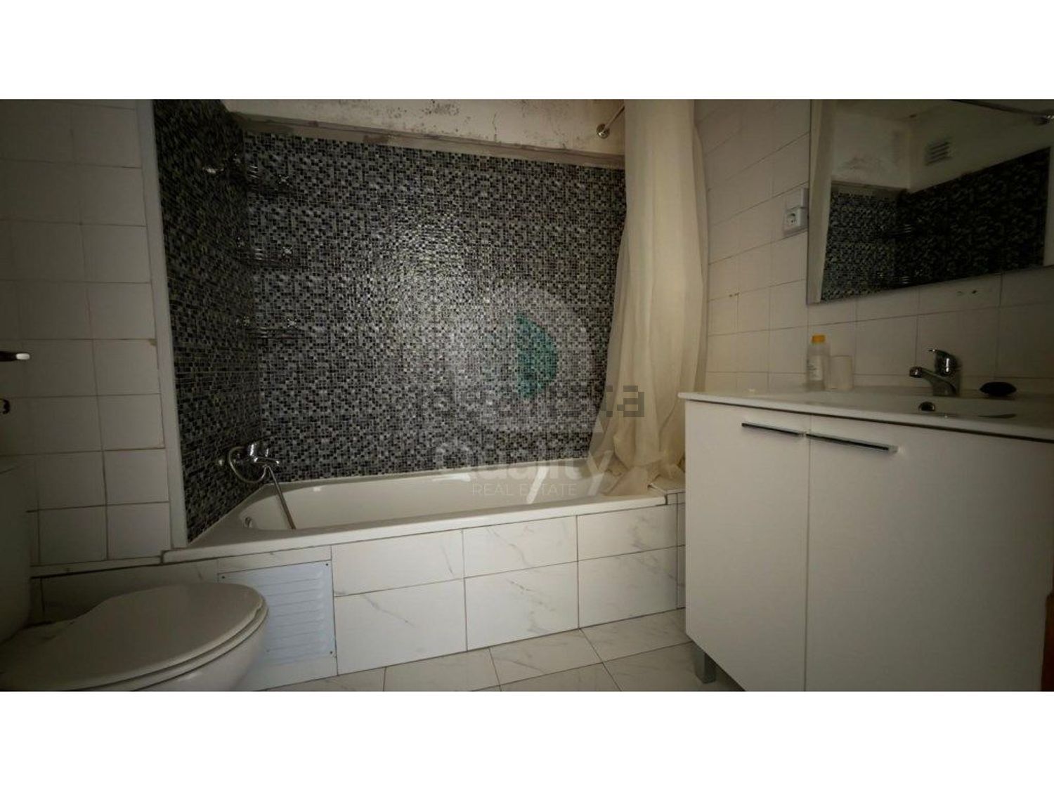 复式公寓出售在Avenida António Aleixo - 卫生间