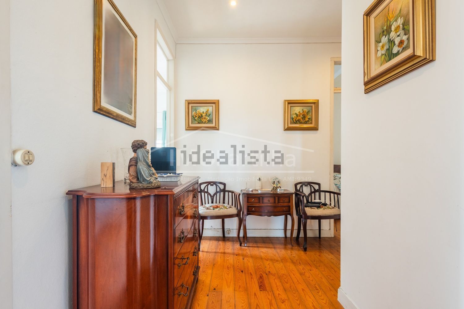 小楼房或独栋别墅出售在Rua Serpa Pinto - 前厅