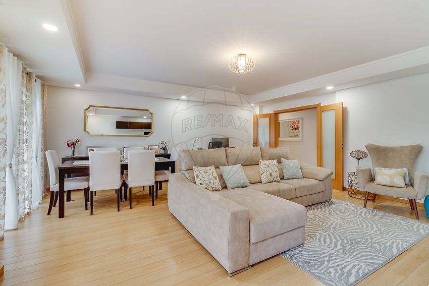 公寓 t2出售在Rua e C8