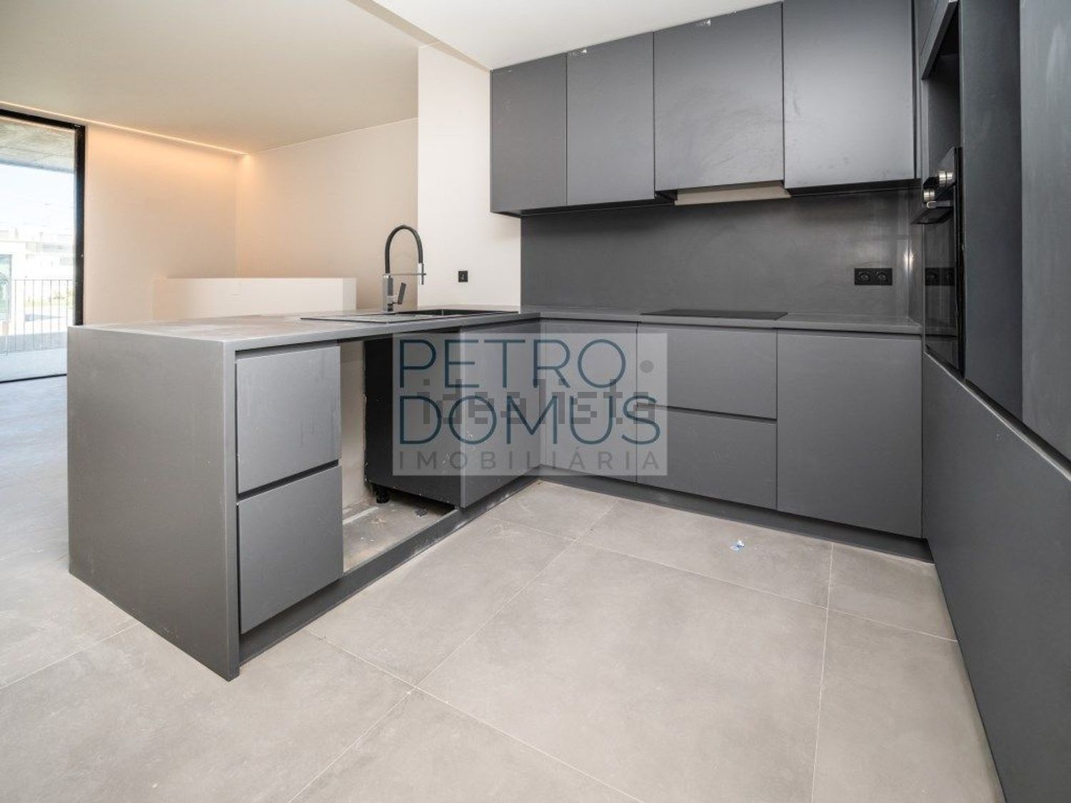 公寓 t2出售在Rua Padre Francisco António Ferreira - 厨房